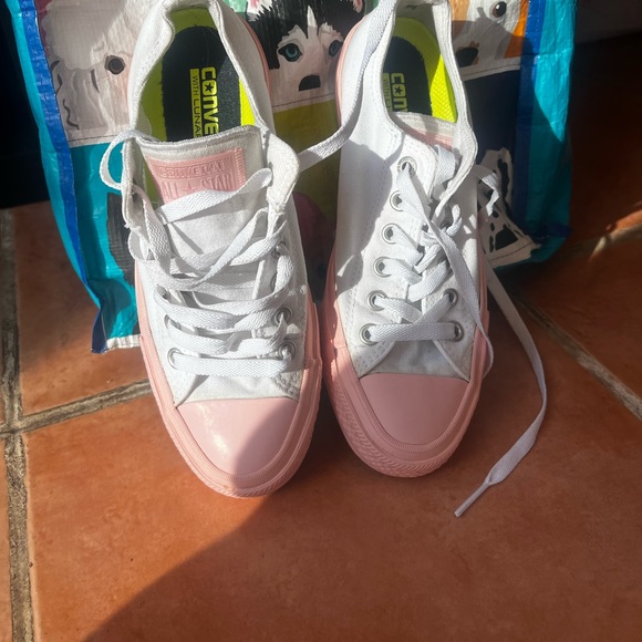 Converse Shoes - White and Pink Converse